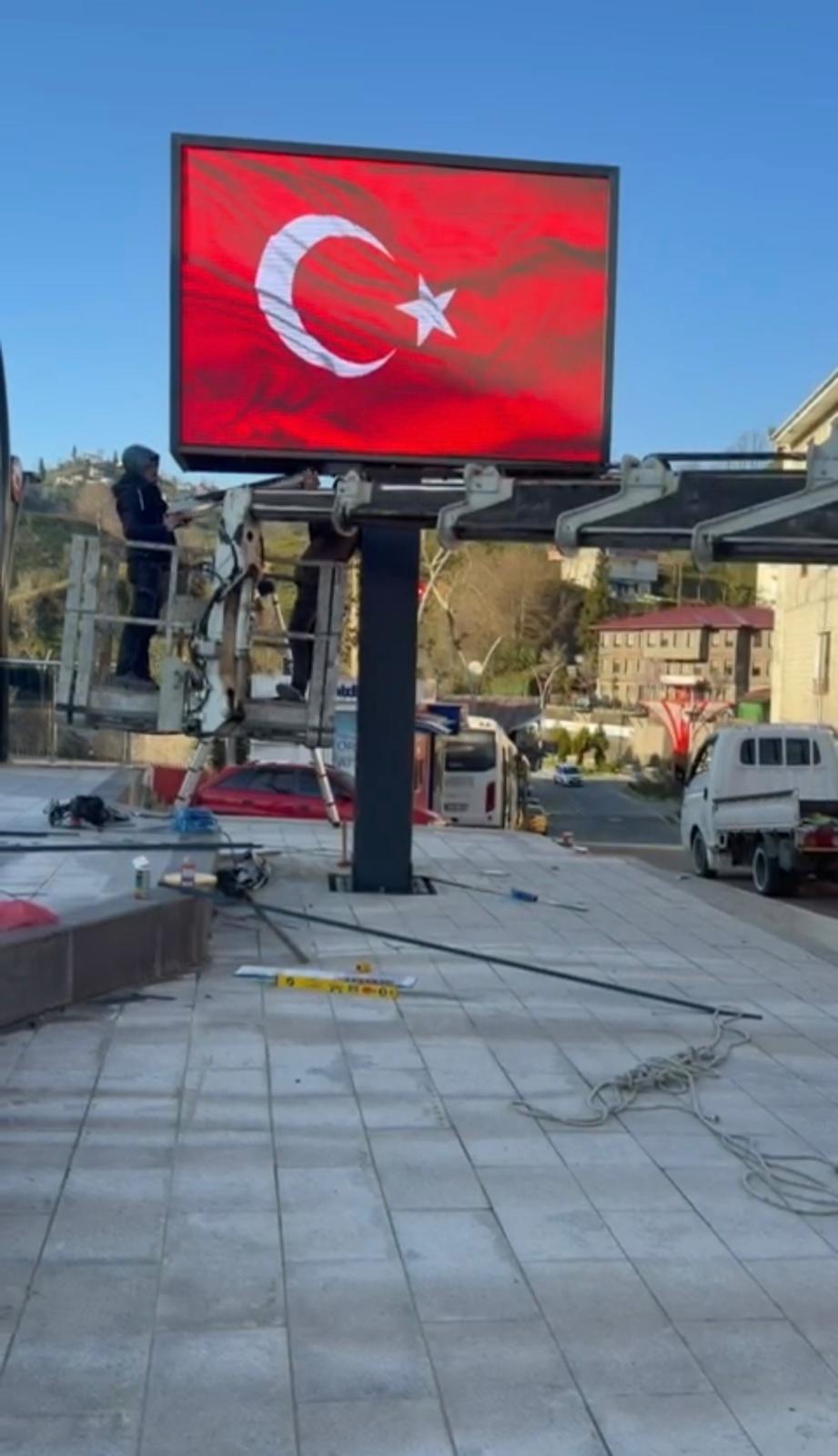 Totem led ekran 1